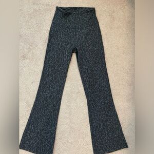Lululemon Black/Gray Full-Length Leggings Size 4